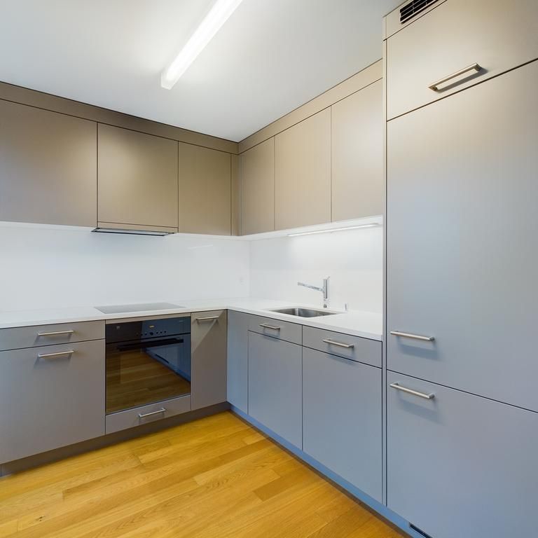 3.5-Zimmerwohnung an zentraler Lage im Zürcher Kreis 5 - Photo 1