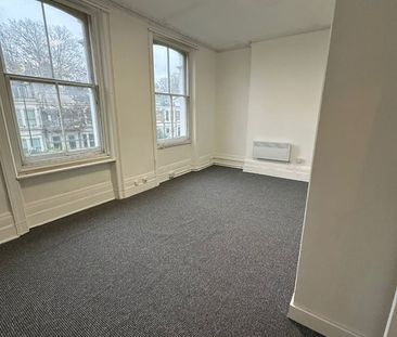 Room in a Shared House, Manor Road, N16 - Photo 1