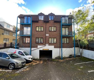 Spring Court, Roberts Road, Shirley - Photo 2