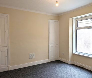 Swansea Road, Llanelli, Carmarthenshire, SA15 3AZ - Photo 6