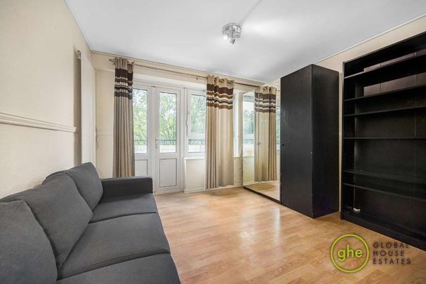 3 bedroom flat to rent - Photo 1