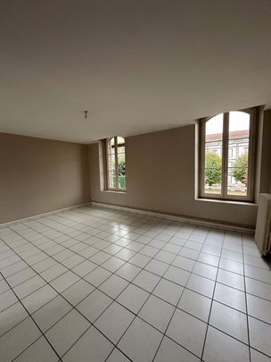 A LOUER APPARTEMENT TYPE 4 BOULEVARD DU 14 JUILLET TROYES - Photo 1