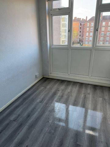 3 Bed Flat, Flanders Way, E9 - Photo 4