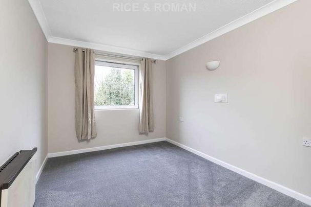 Mount Hermon Road, Woking, GU22 - Photo 1