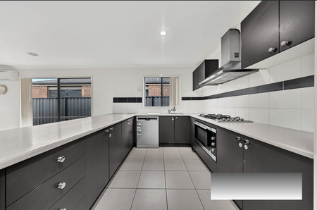 Radiant, Inviting & Ready for You to Call Home! - Photo 2