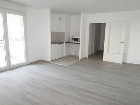 Location Appartement 1 pièce 35m² REIMS 51100 - Photo 2
