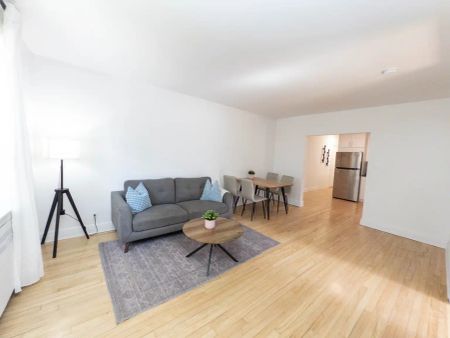 SUMMERHILL — 3 Bedroom - Photo 4