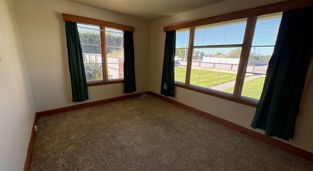 3 Bedroom family home - Photo 1