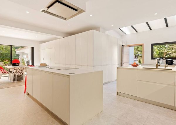 8 bedroom luxury Villa for rent in Benahavís, Spain