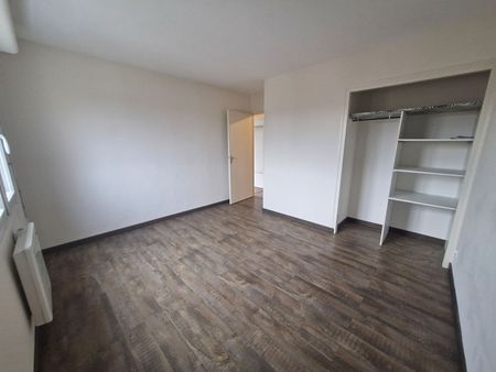 Location Appartement 2 pièces 51m² - Photo 3