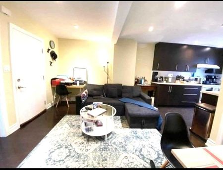 For Lease - 57 Glenside Avenue Unit# Main, Toronto, Ontario - Photo 2