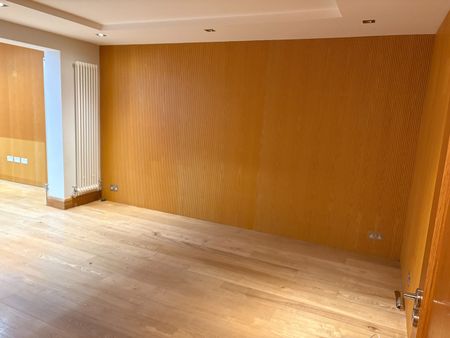 3 Bed Flat, St. Peters Road, CR0 - Photo 4