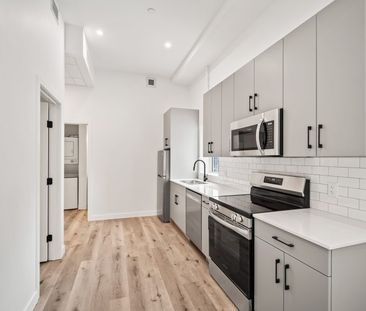 171 Donald – The Steen, Winnipeg, MB - Photo 1