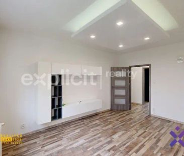 Pronájem byt 2+1, Zlín - Malenovice - Fotografie 2