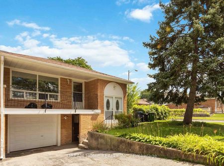 For Lease - 49 Ladner Drive Unit# Unit 2, Toronto, Ontario - Photo 5