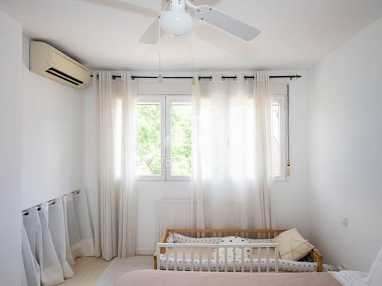 Exclusive and Cozy Townhouse in El Soto de La Moraleja - Photo 1