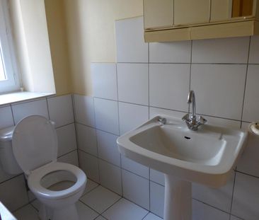 Location Appartement 1 pièce 12m² AUBENAS 07200 - Photo 4