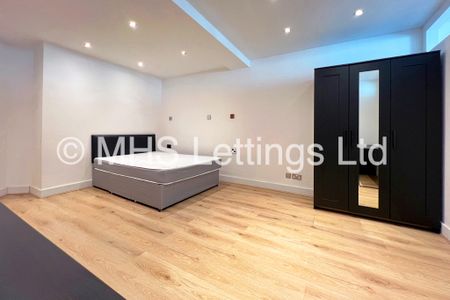 1 Bedroom Apartment for rent in Park House Apartments - Photo 5
