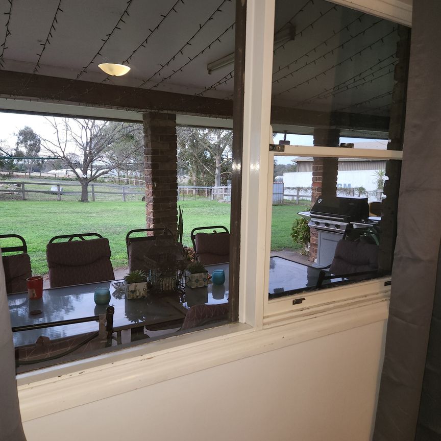 Bringelly - Photo 1