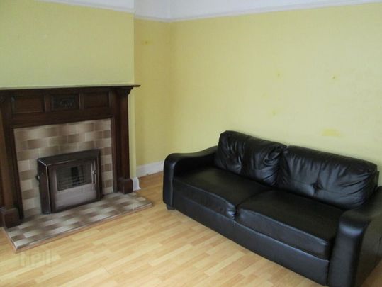 Great House, 56 Wellesley Avenue, Queens Quarter!, Belfast, BT9 6DH - Photo 1