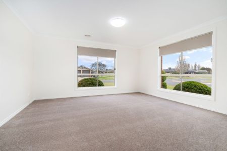 83 Rivergum Drive, East Albury - Photo 4
