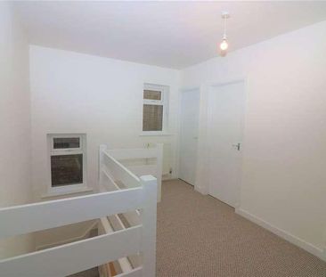 Butterys, Southend-on-sea, Essex, SS1 - Photo 4