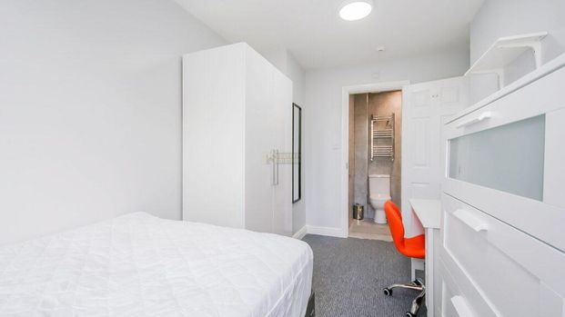 7 bedroom terraced house to rent - Photo 1