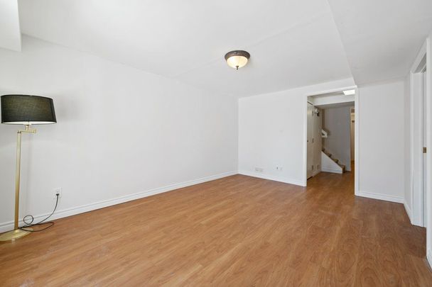 For Lease - 793 Hill Gate Unit# Bsmt, Newmarket, Ontario - Photo 1