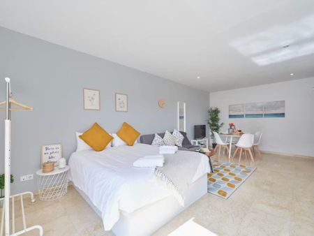 Calle Algete, Madrid, Community of Madrid 28045 - Foto 2