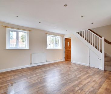 2 bedroom terraced house to rent - Photo 4