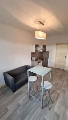 Location Appartement 2 pièces 28m² CASTELNAUDARY 11400 - Photo 1