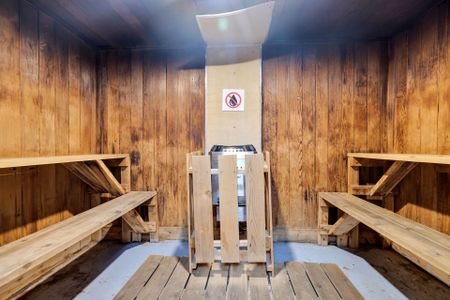 For Lease - 2000 Jasmine Crescent Unit# 412, Beacon Hill North - South and Area, Ontario - Photo 5