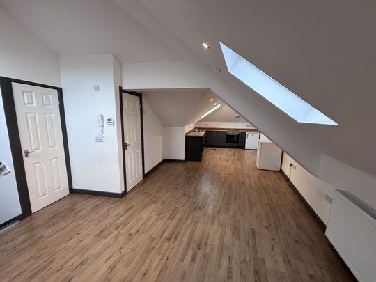 Flat 3, James Street - Photo 1