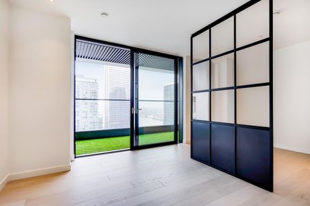 Studio To Let - Photo 2