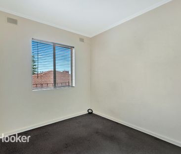 Neat and tidy 2 bedroom unit - Photo 1