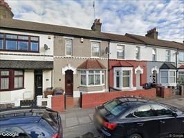3 Bed Terraced House, Suffolk Road, IG11 - Photo 5