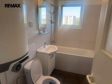 Pronájem bytu 2+1 v osobním vlastnictví 54 m², Zlín - Fotografie 2