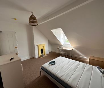 5 bedroom house - Photo 6