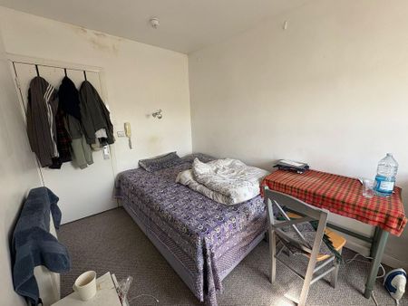 1 bedroom house of multiple occupation to rent - Photo 5