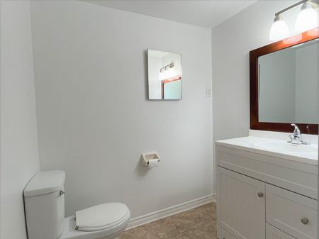 For Lease - 50 Shelbourne Drive Unit# Lower, Vaughan, Ontario - Photo 3