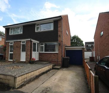 2 bedroom semi-detached house to rent - Photo 4