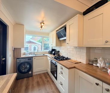 3 bedroom semi-detached house to rent - Photo 6