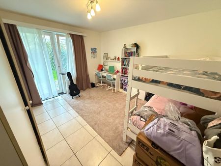 GELIJKVLOERSAPPARTEMENT + TUIN - Photo 5