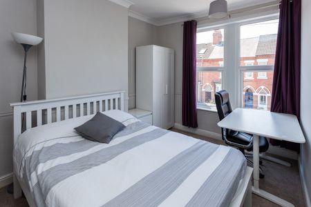20 York Road - Photo 2