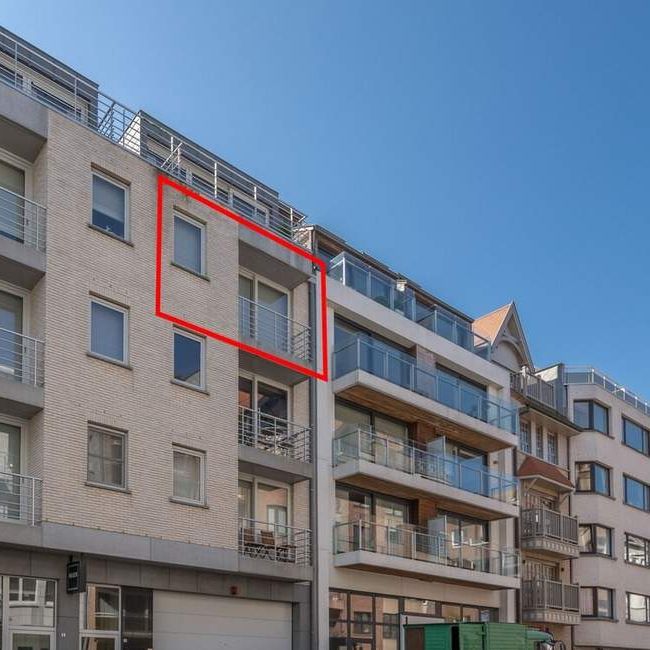 Appartement te huur in Knokke voor € 1.250 met 2 slaapkamers - Photo 1