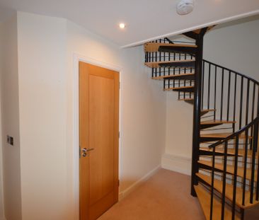 33 Riverside Park, Blairgowrie, Perthshire - Photo 3