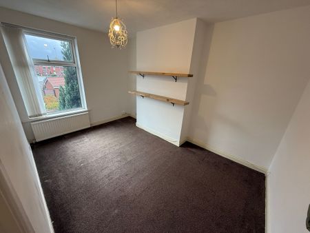 Ainsworth Road - Photo 2