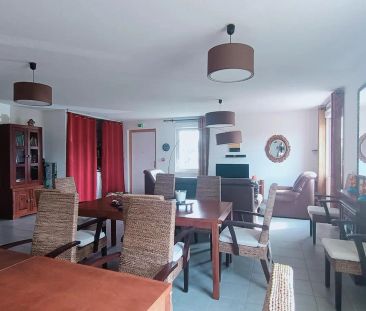 Appartement à louer 3 pièces 56.25m² - Photo 2