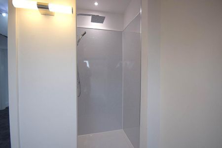 4 bedroom apartment to rent - Photo 5