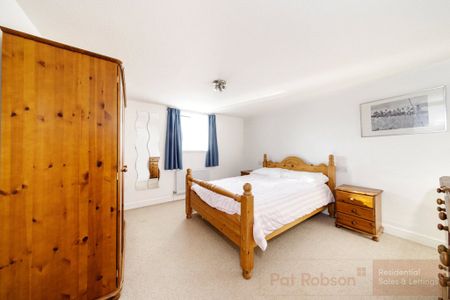 Love Lane, Newcastle Upon Tyne - Photo 5